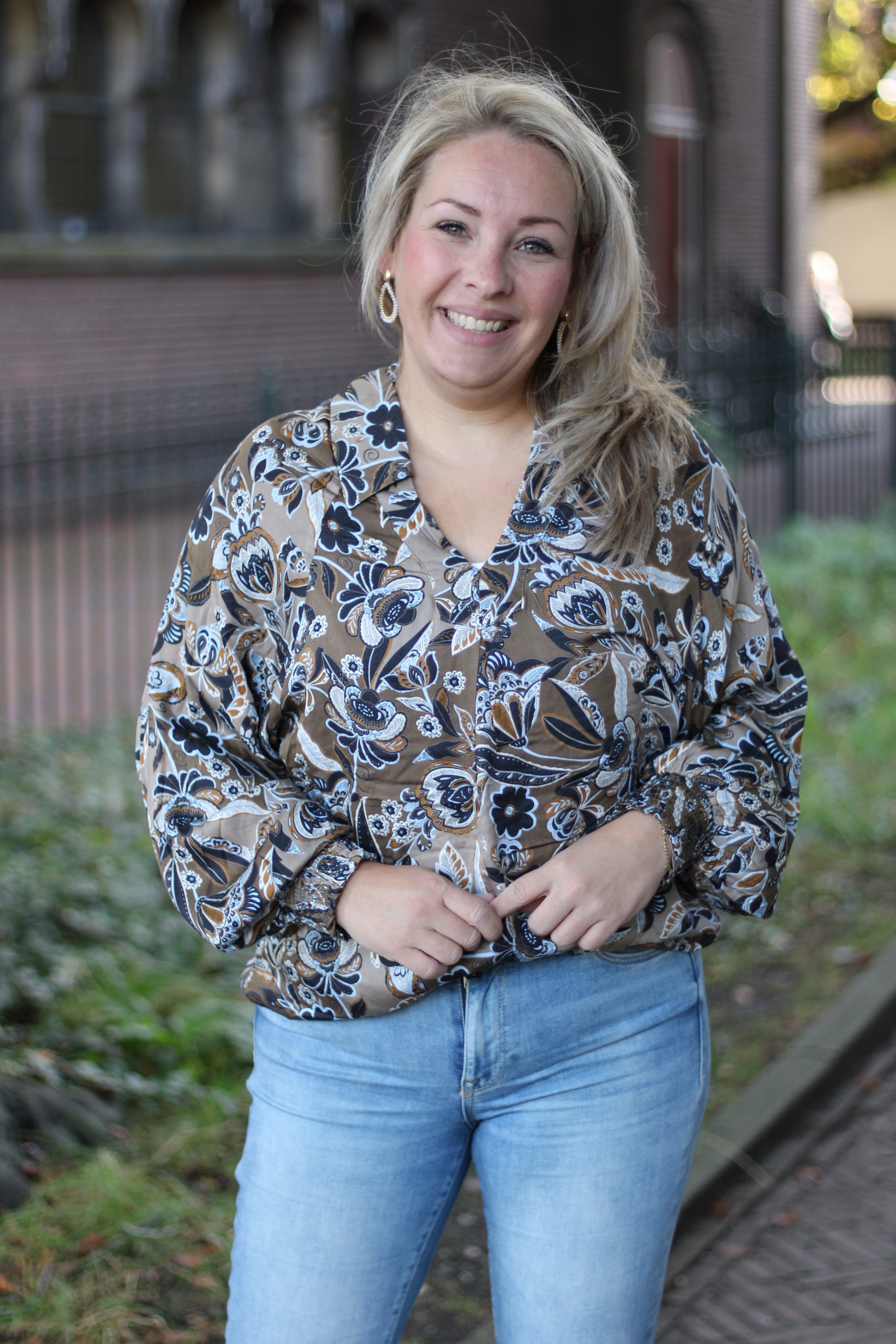 Culture - Ibi Dittemarie Long Sleeve Blouse - Sand Flower
