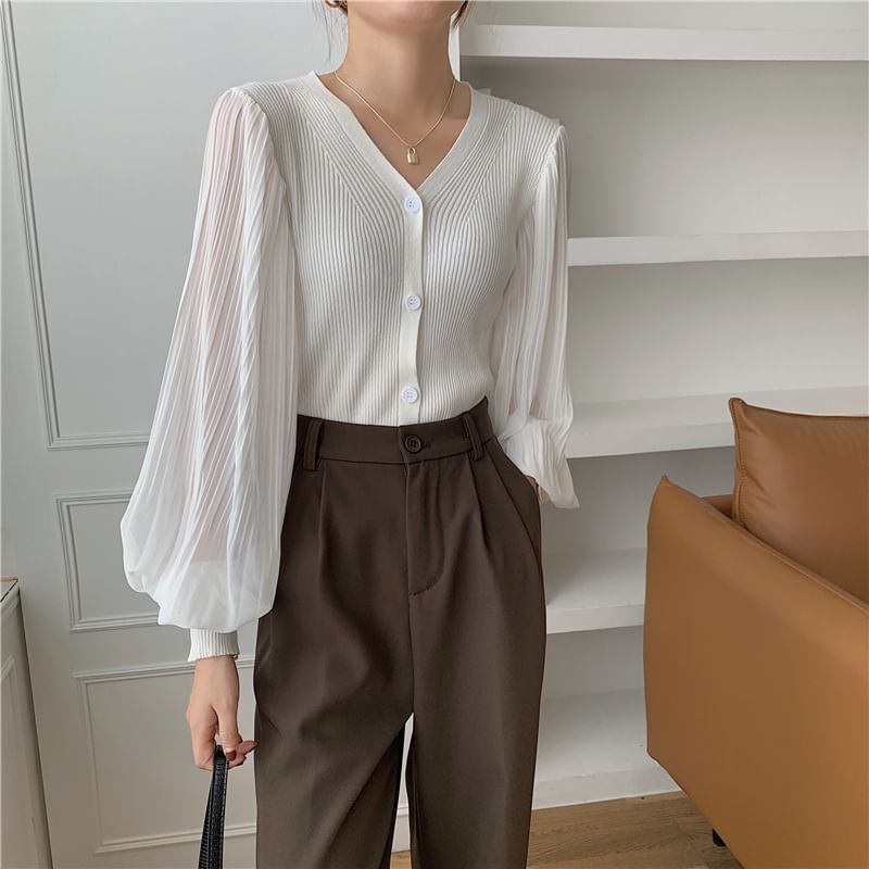 Cassidy - Geribbeld vest met ballonmouwen en V-hals, effen paneel