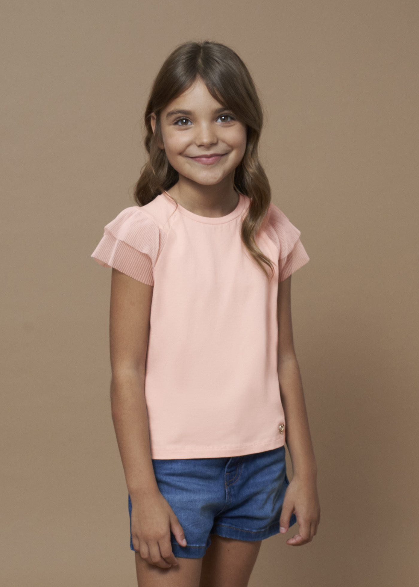 Camiseta infantil com mangas de tule pistache
