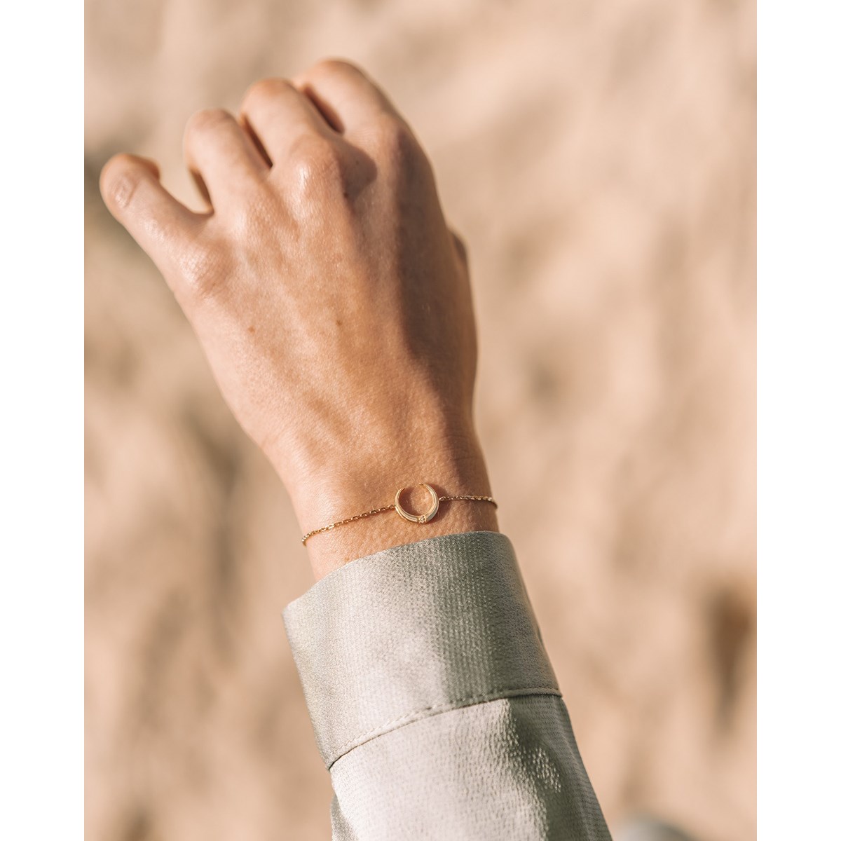 Bracelet Fin Plaqué Or Lune Pierre Precieuse Zirconium