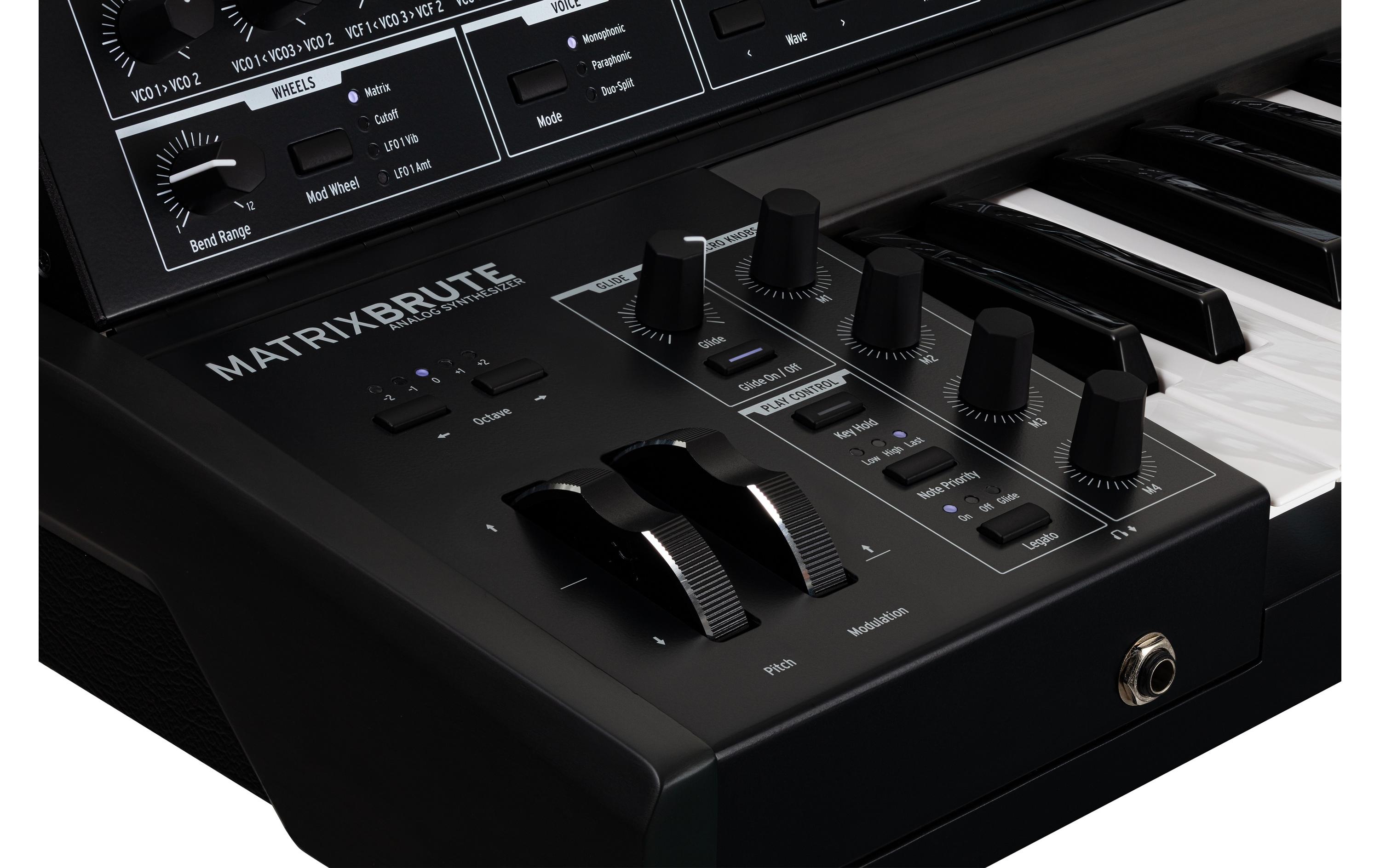 Synthesizer MatrixBrute – Noir Edition<br>Analoger Matrix Synthesizer