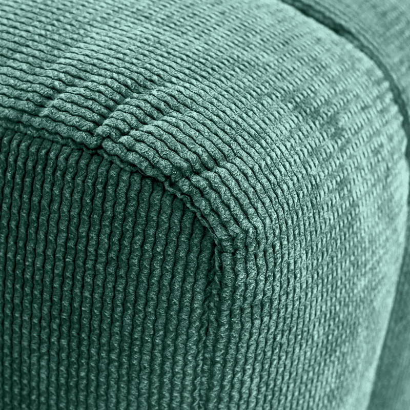 Novel Hocker LAILA