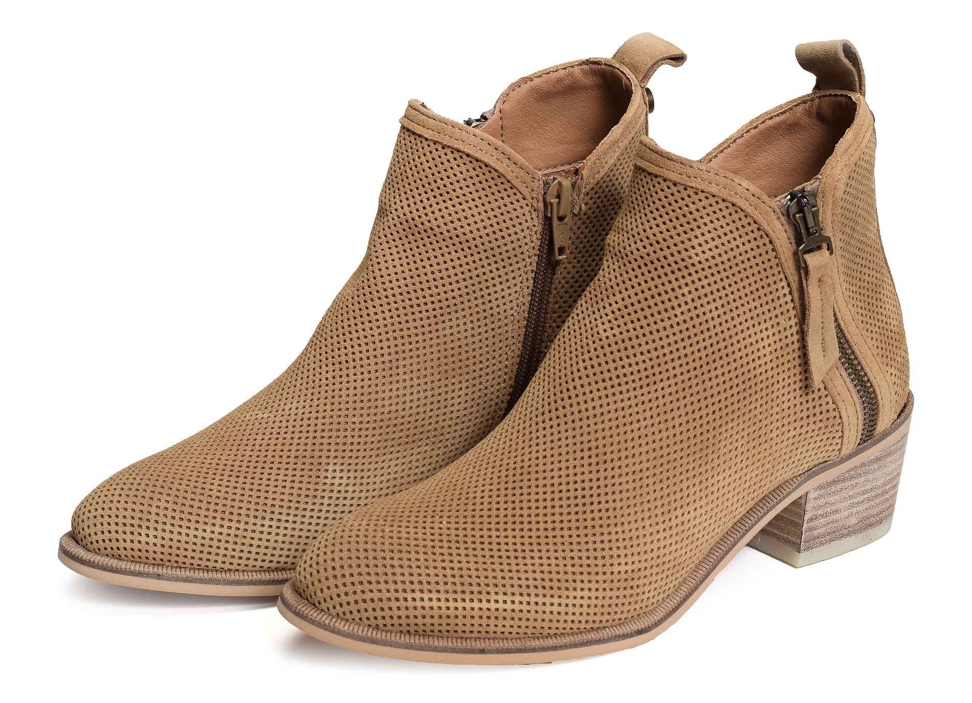 Nelly 5050 camel