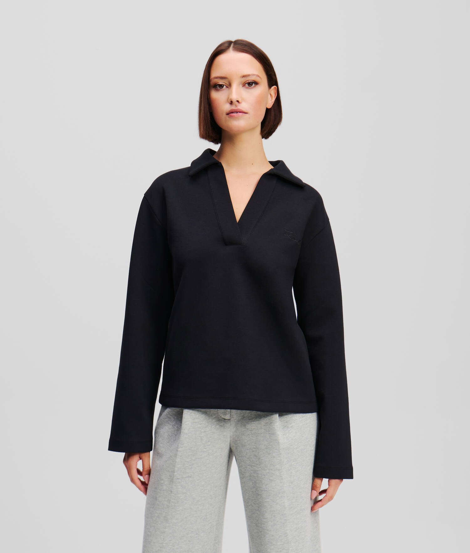 SWEAT-SHIRT À COL EN V