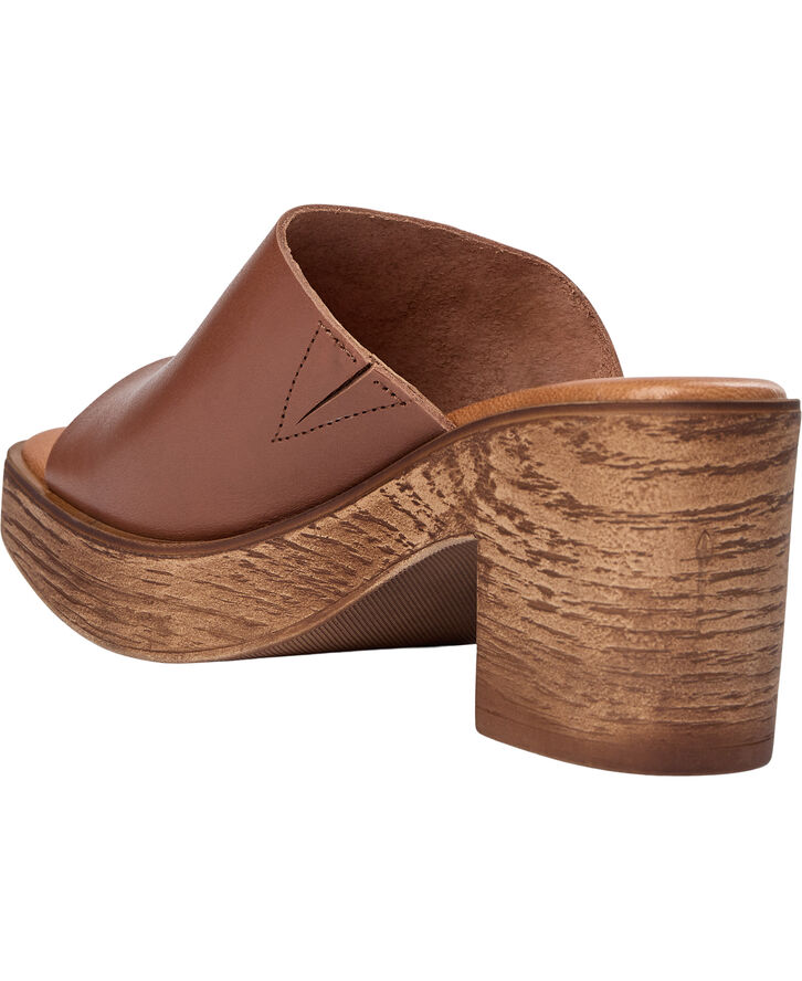 Shoe Biz Charlotte Cognac