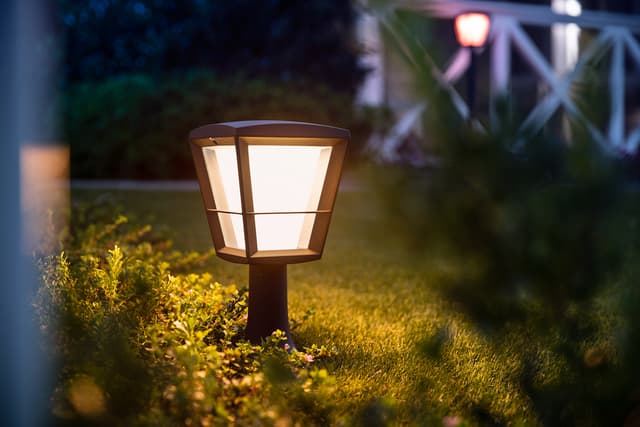 Philips Hue Econic WACA bedlampe (sort)