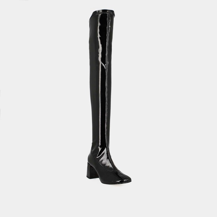 Bottes hautes à talons  en vernis stretch noir
