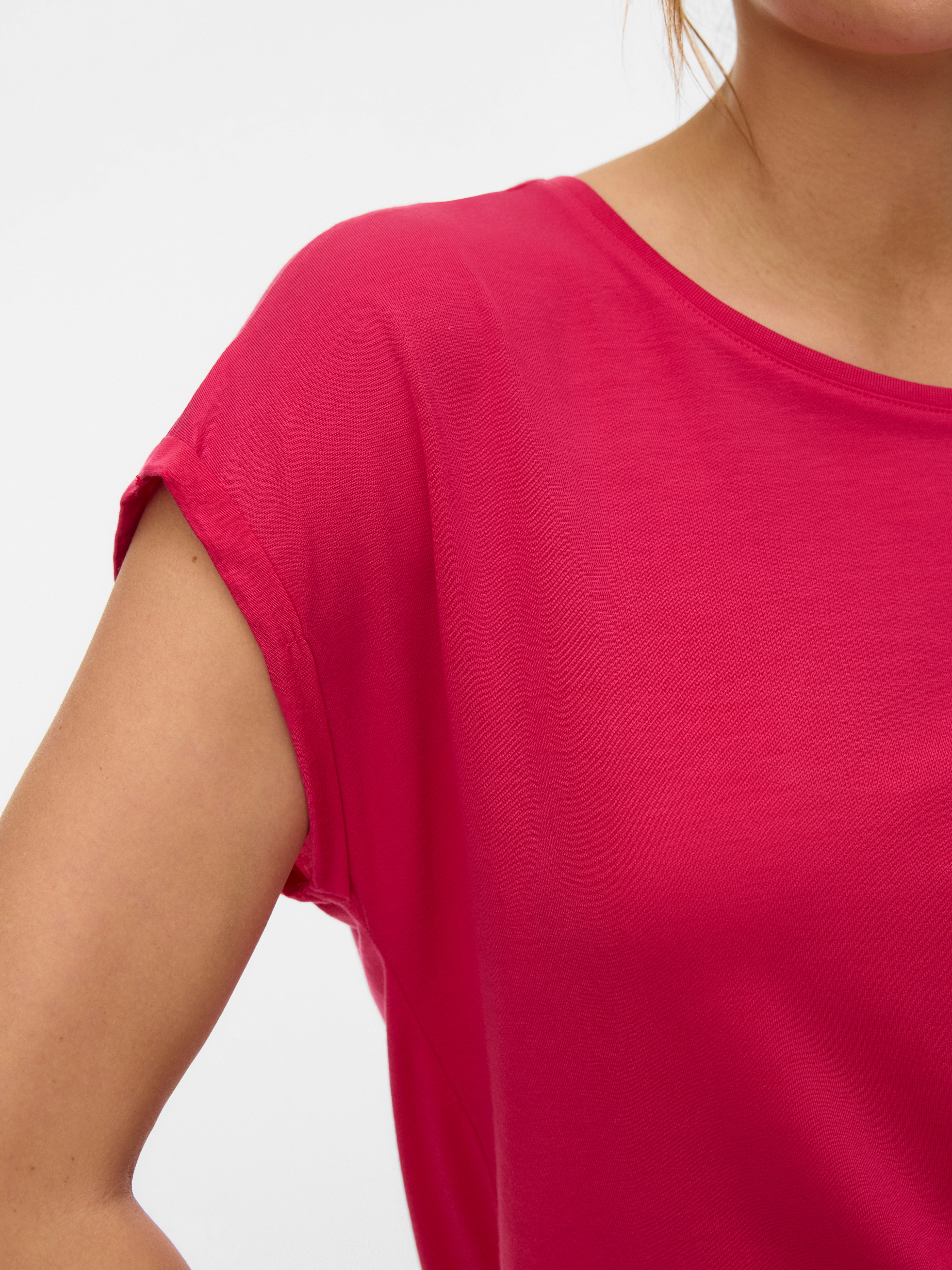 VMAVA T-shirts