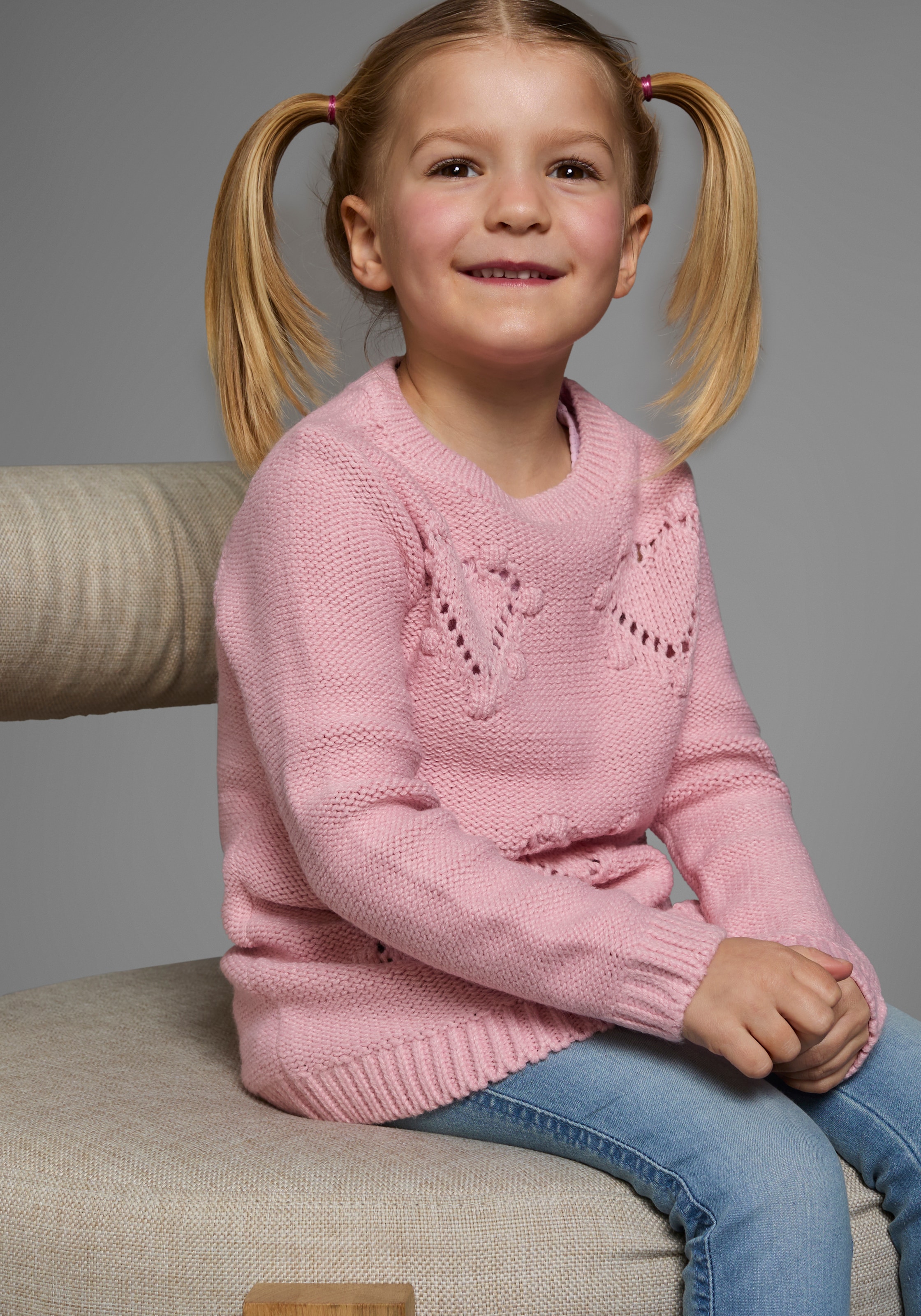 KIDSWORLD Strickpullover », Longpullover mit Herz-Muster für kleine Mädchen«, mit niedlichen Herzen