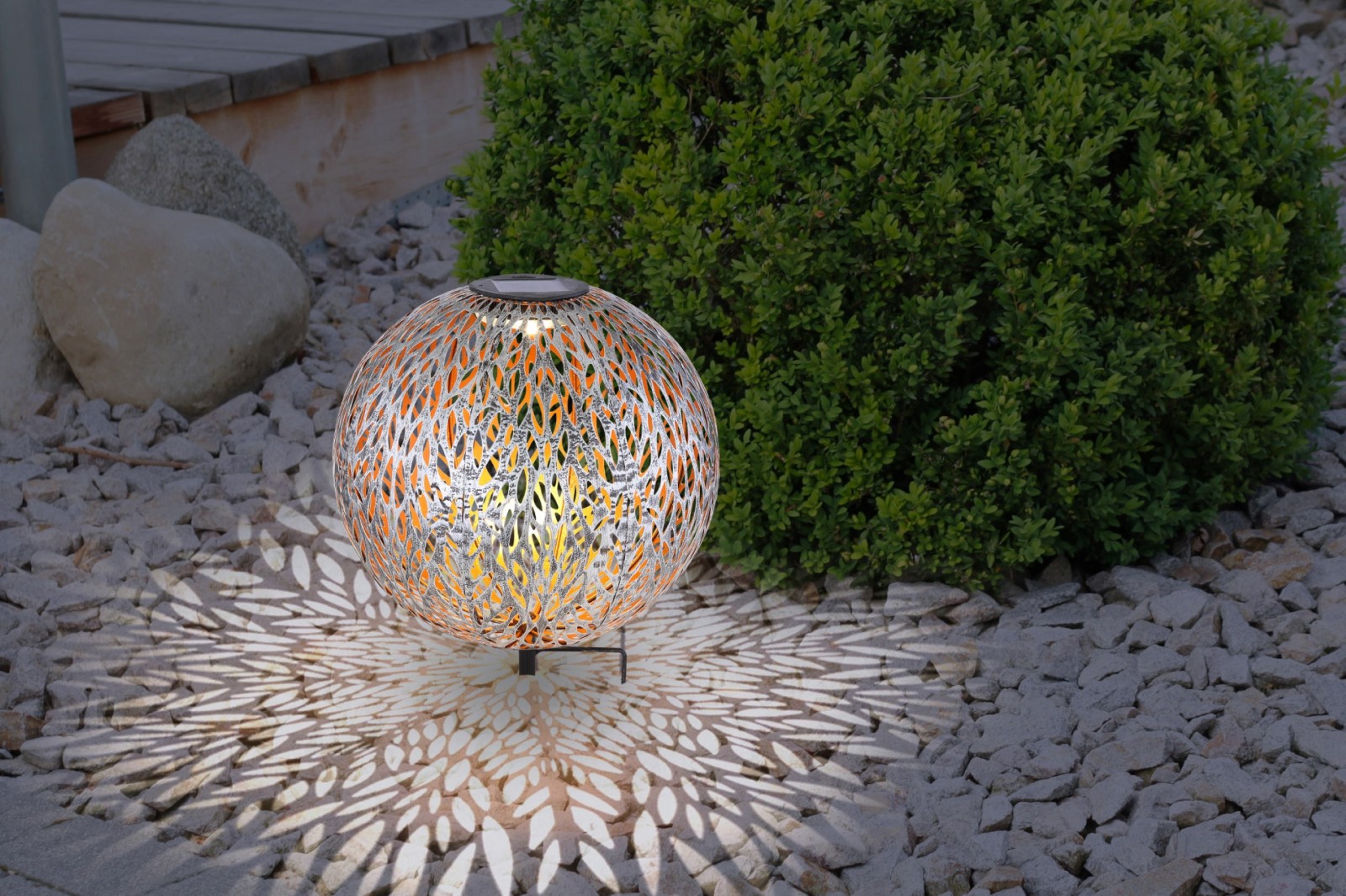 LED-Solarleuchte - silber-grau antik - 38 cm