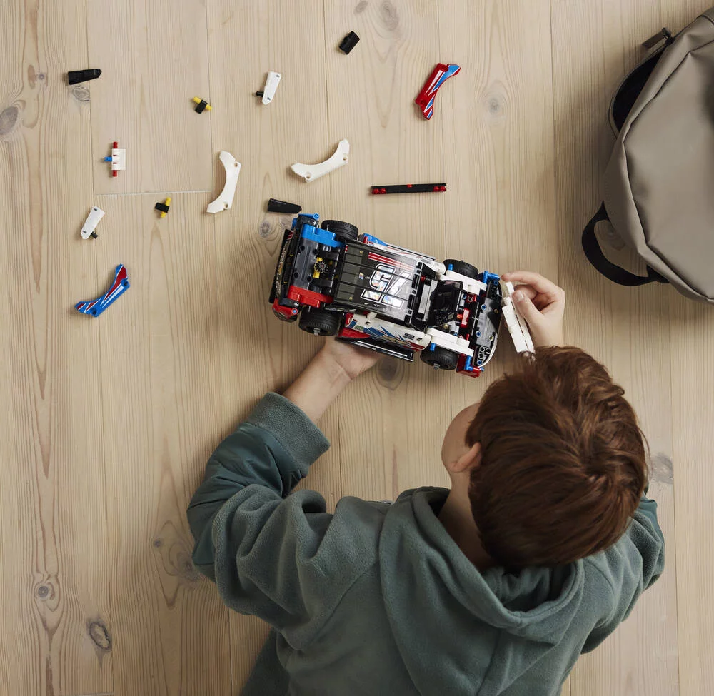 LEGO®TECHNIC 42153 - CHEVROLET CAMARO ZL1 NASCAR®NEXT GEN