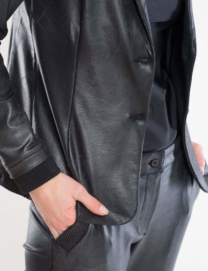 HBT INSOLITES - SHIRLEY VESTE BLAZER COURT NOIR IMPRIMÉ SERPENT