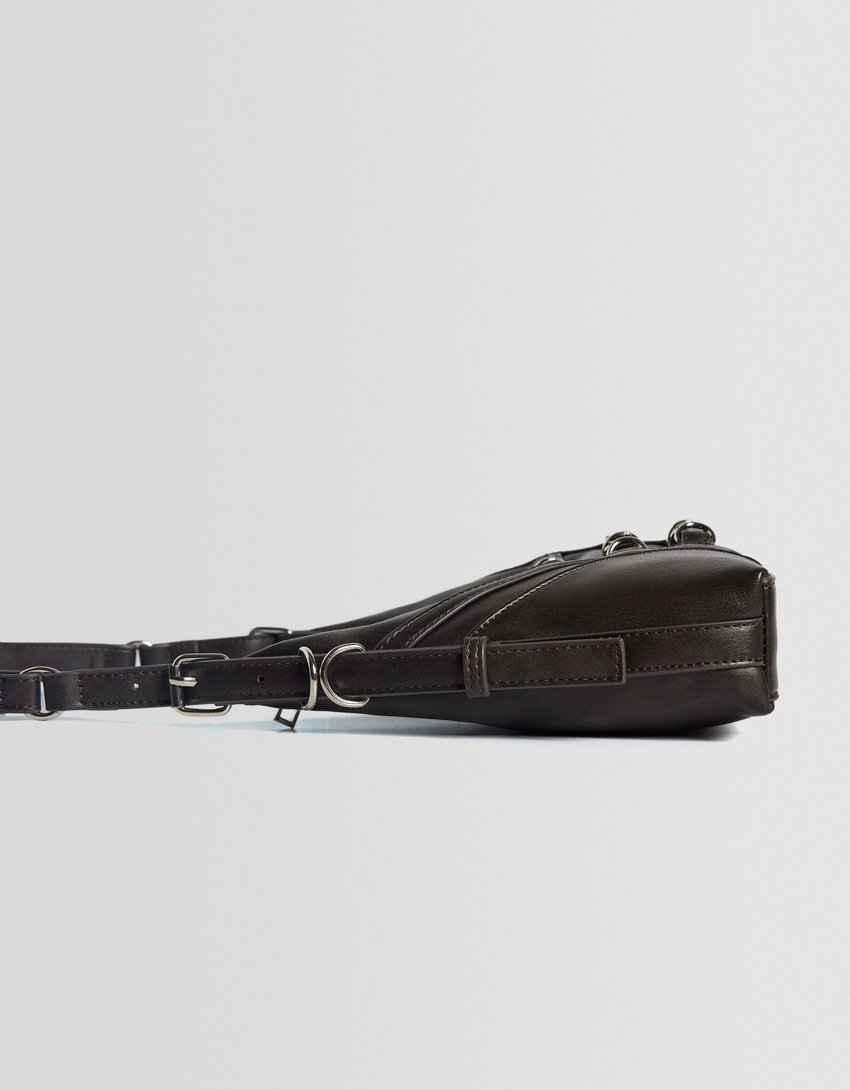 Bolsa de ombro com detalhe de efeito desbotado