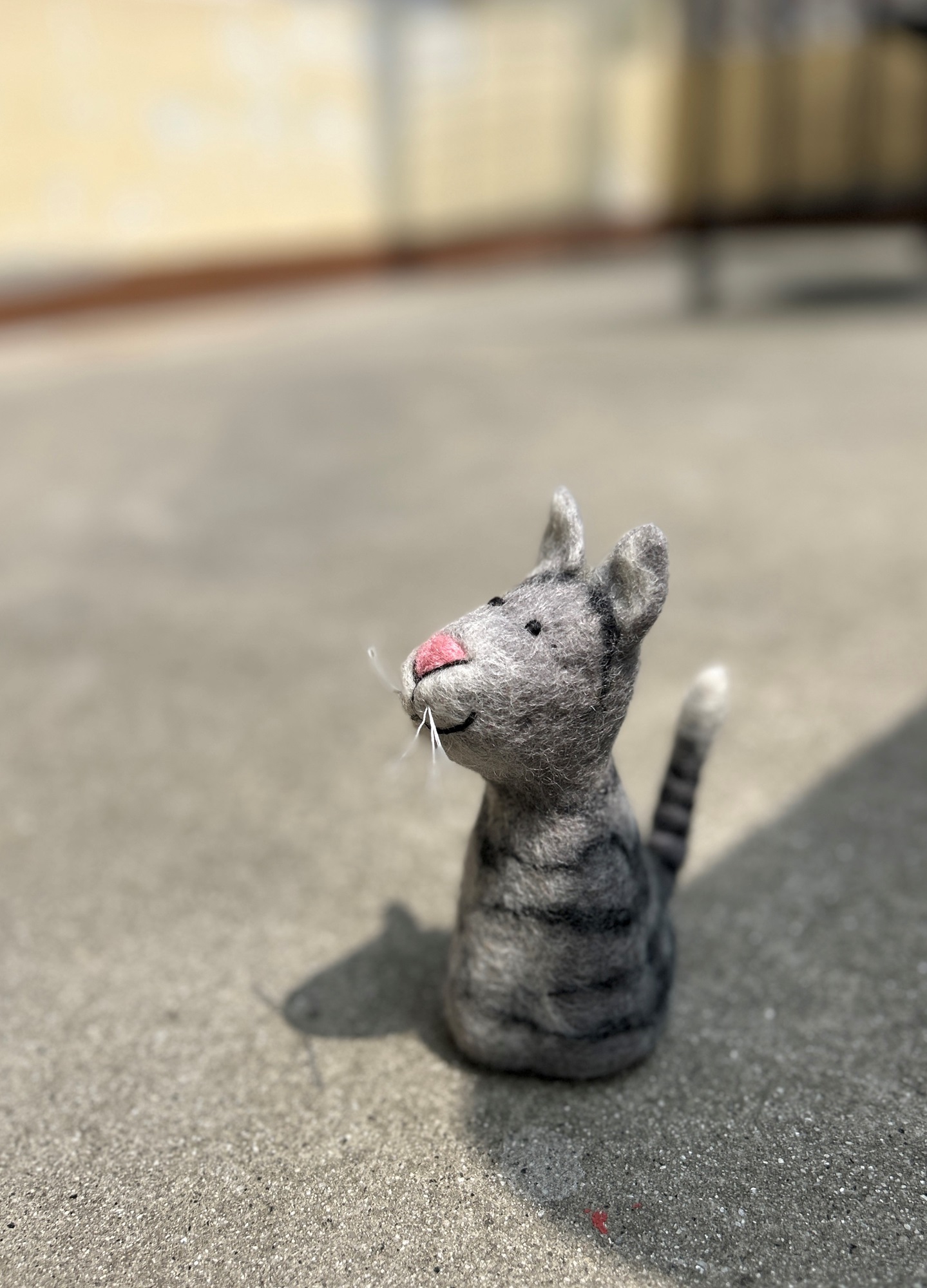 Eierwärmer 'Katze' aus Filz, grau, H 15 cm, Ø 8 cm zu 9,80