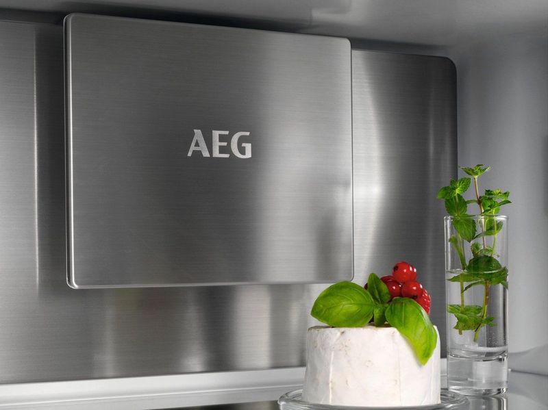 AEG - TSC8M181BC - Inbouwkoelkast - Wit - Energieklasse B - No-Frost