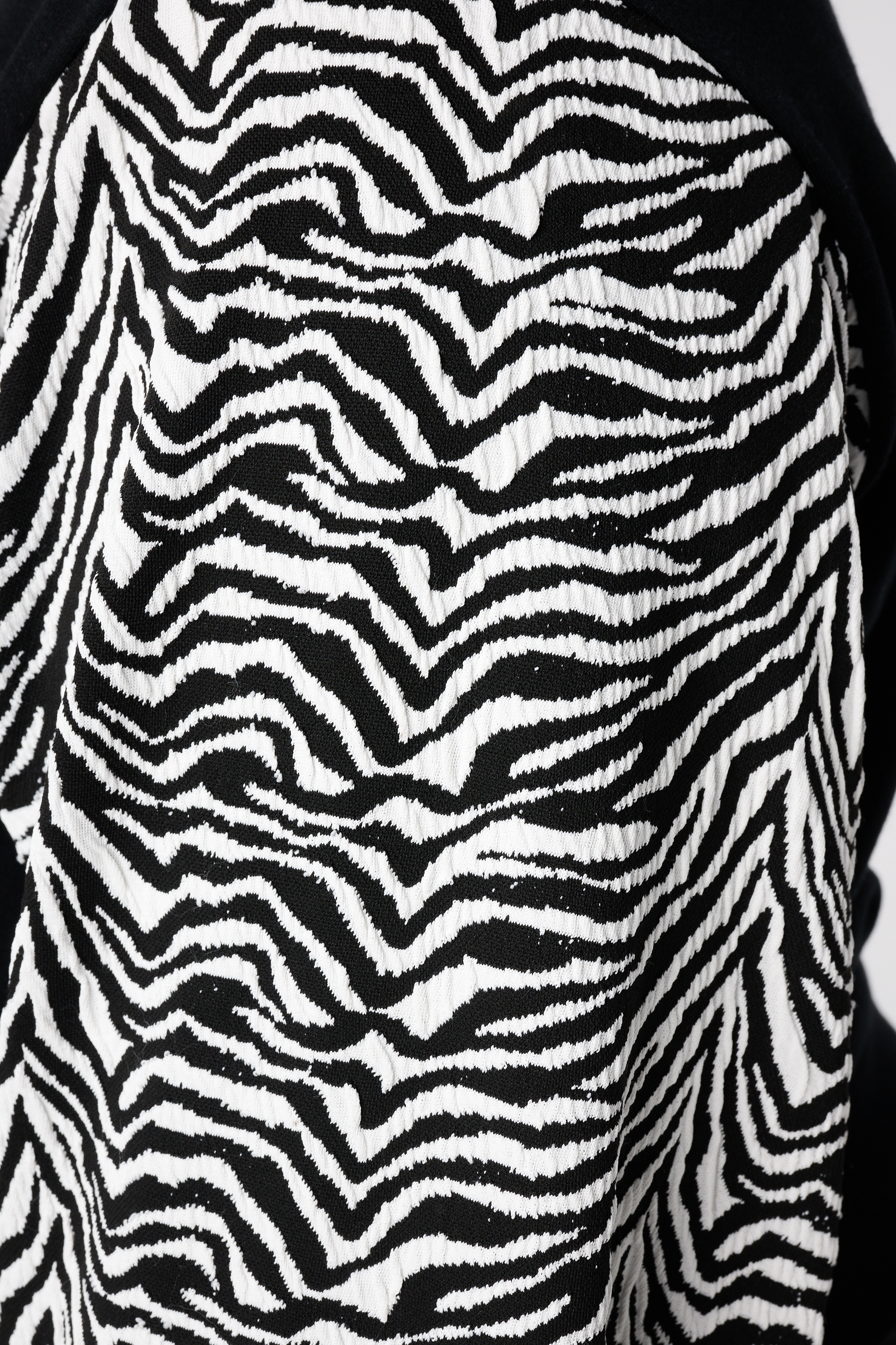 Sweater met ballonmouwen met opdruk Zwart