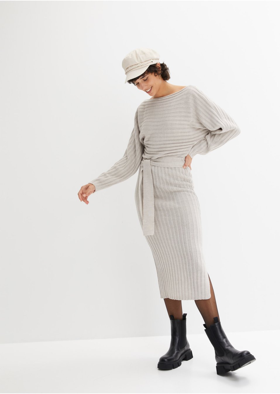 Robe en maille et ceinture (Ens. 2 pces.)