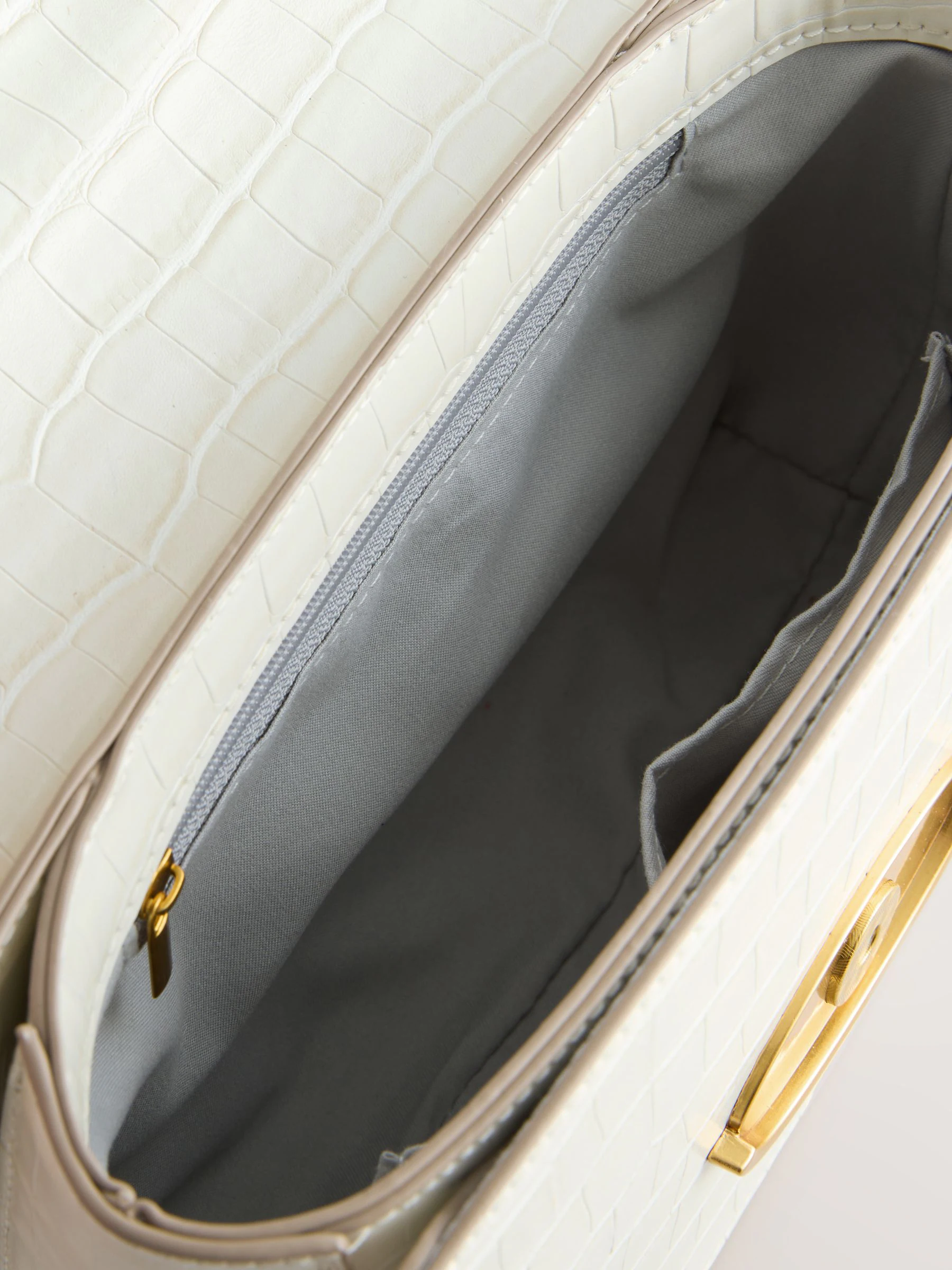 Botwit met krokodillenleereffect - Structured Cross Body Bag
