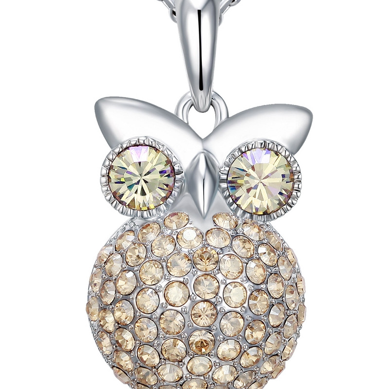 Pendentif Hibou orné de cristal de Swarovski Champagne et Plaqué Rhodium