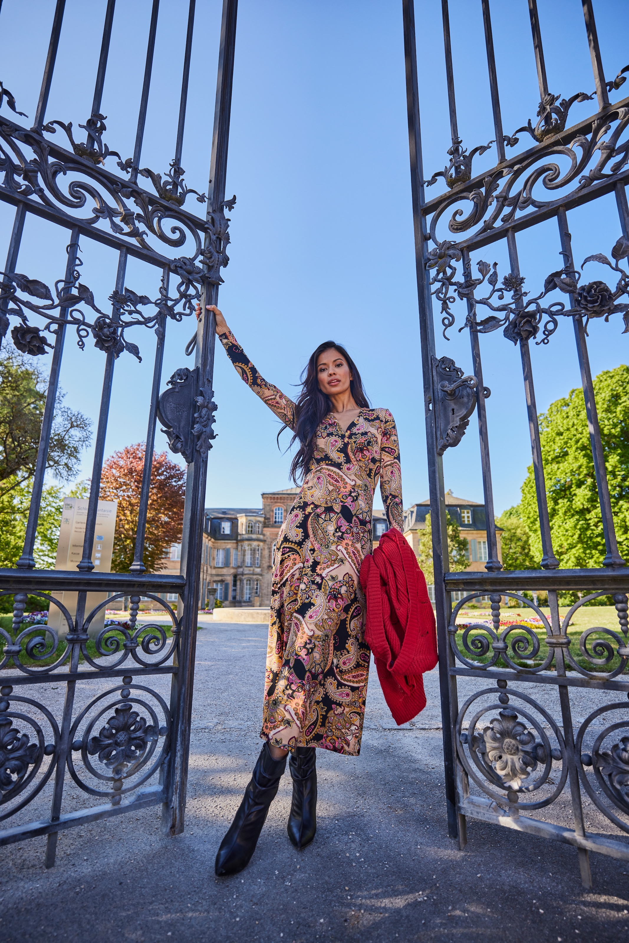 Aniston SELECTED Midikleid mit V-Ausschnitt und Wickel-Optik - NEUE KOLLEKTION