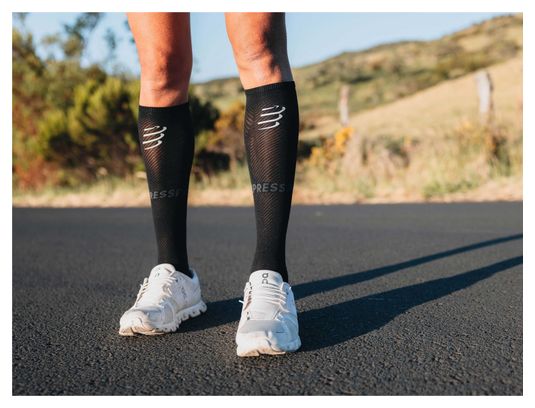 Paire de Chaussettes Compressport Full Socks Oxygen Noir