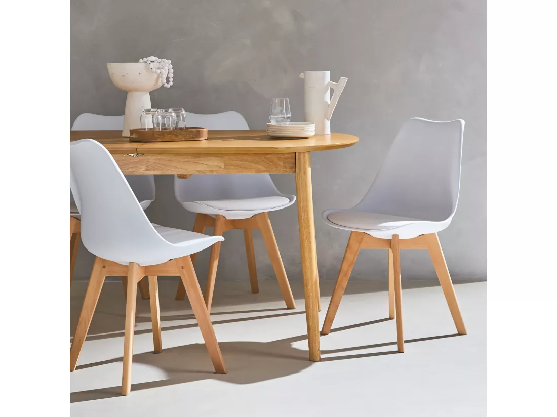 Lot de 4 chaises scandinaves. pieds bois de hêtre. chaises 1 place. blancs