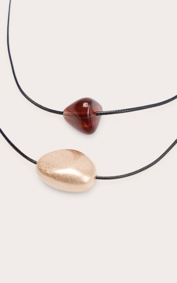 Doré Collier Cordon Avec Pendentif En Résine Superposée