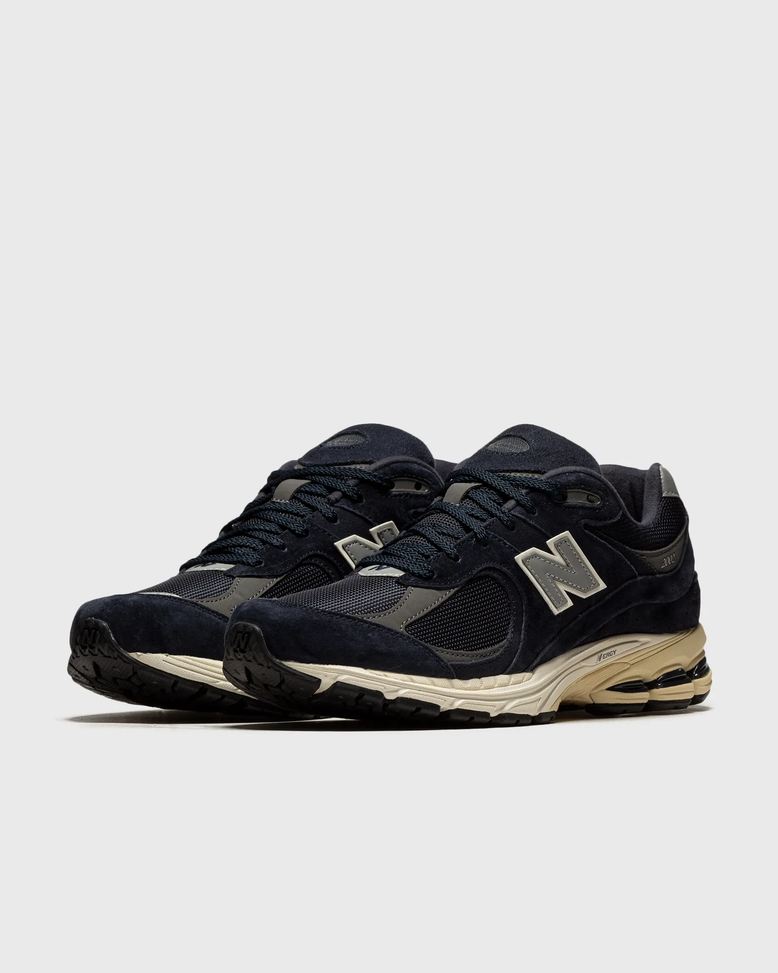 New Balance M2002RCA