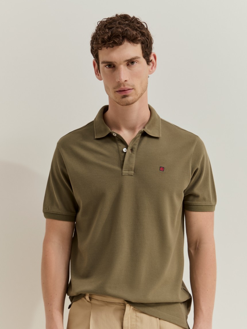 Polo de manga curta em algodão