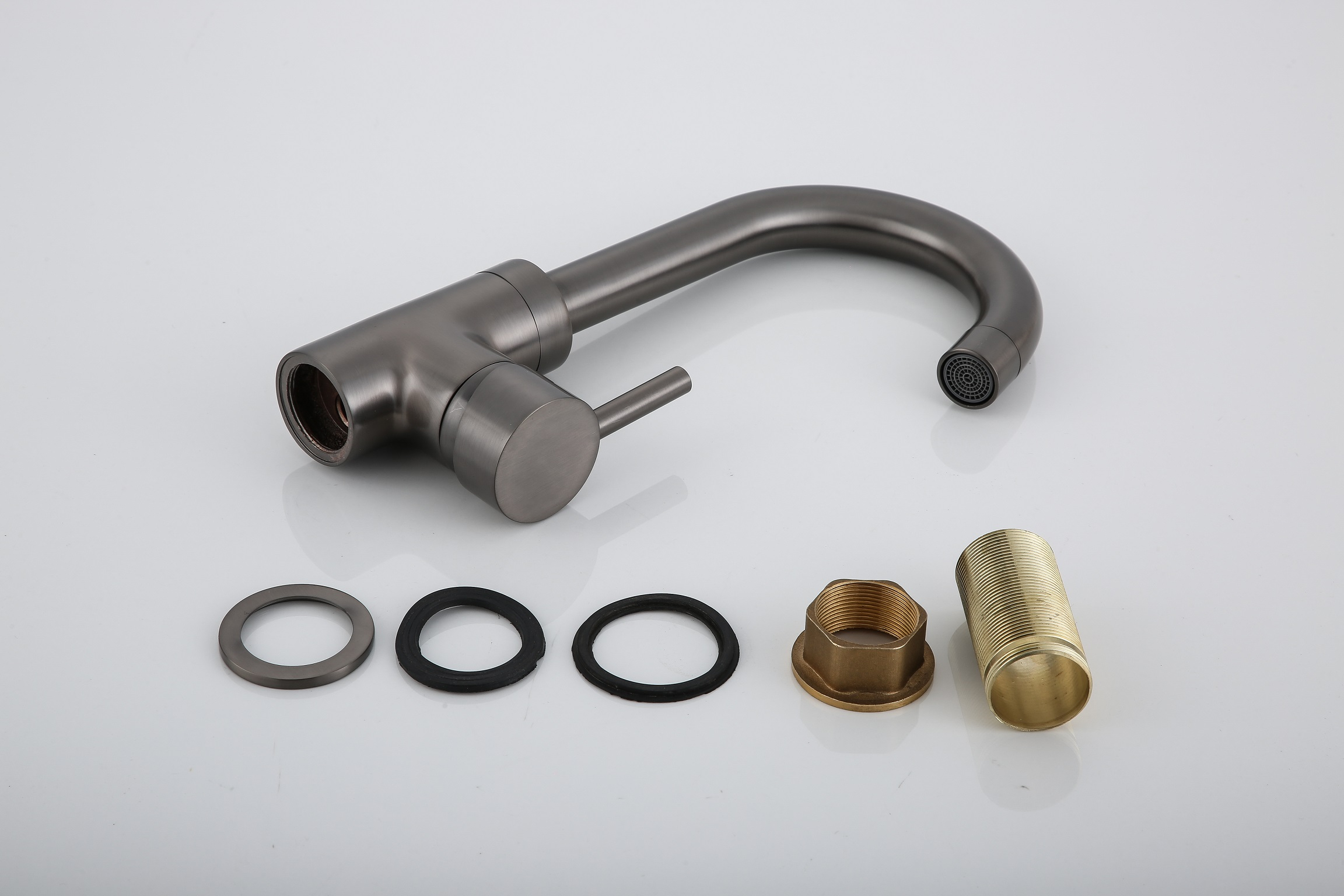 Saniclear Iron matrix draaibare wastafelkraan verouderd ijzer - gunmetal