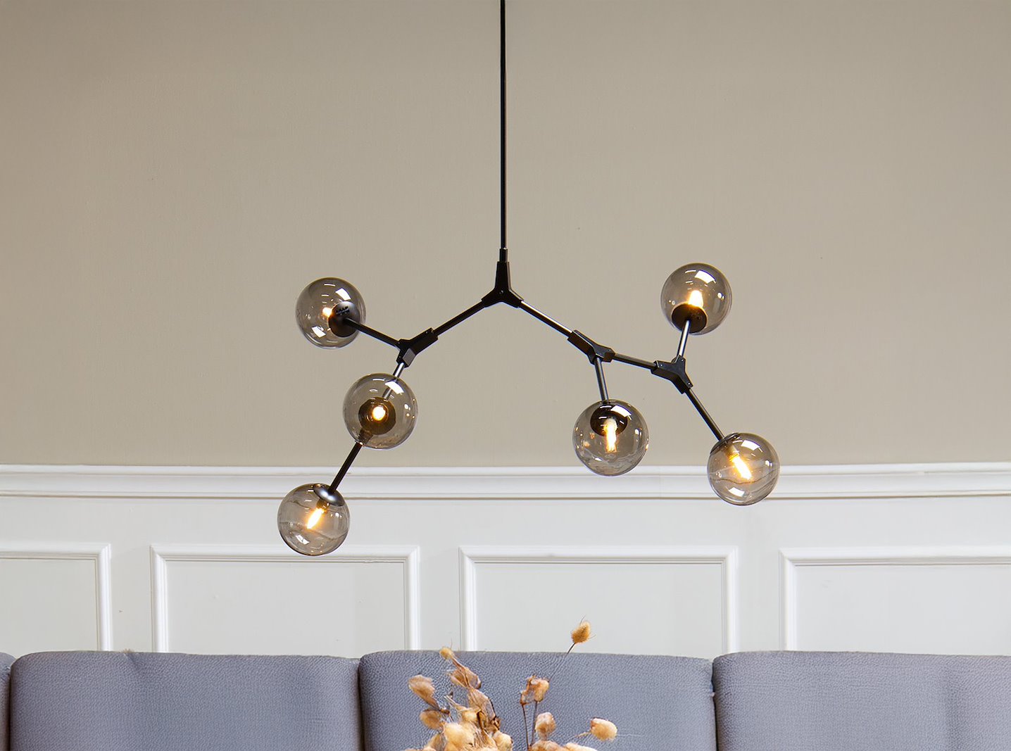 Branch taklampe Med sort sotet glass.