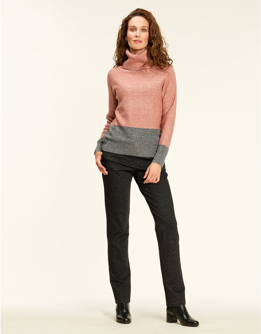 Pull ample col roulé rose