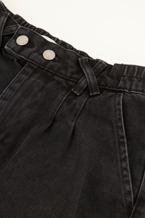 Zwarte jeans met carrot fit