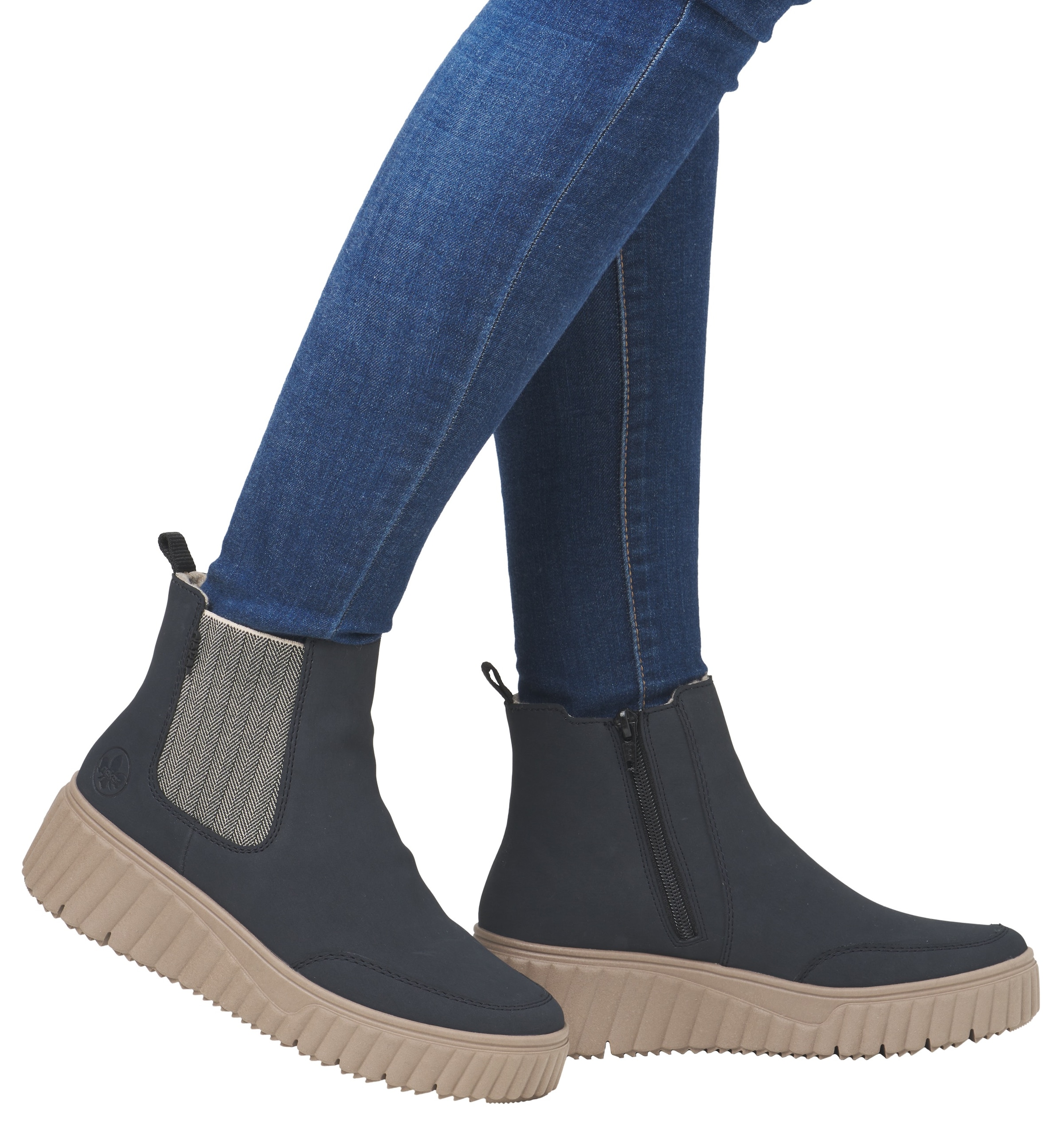 Rieker Chelseaboots  , Schlupfboots, Keilstiefelette mit Anziehlasche