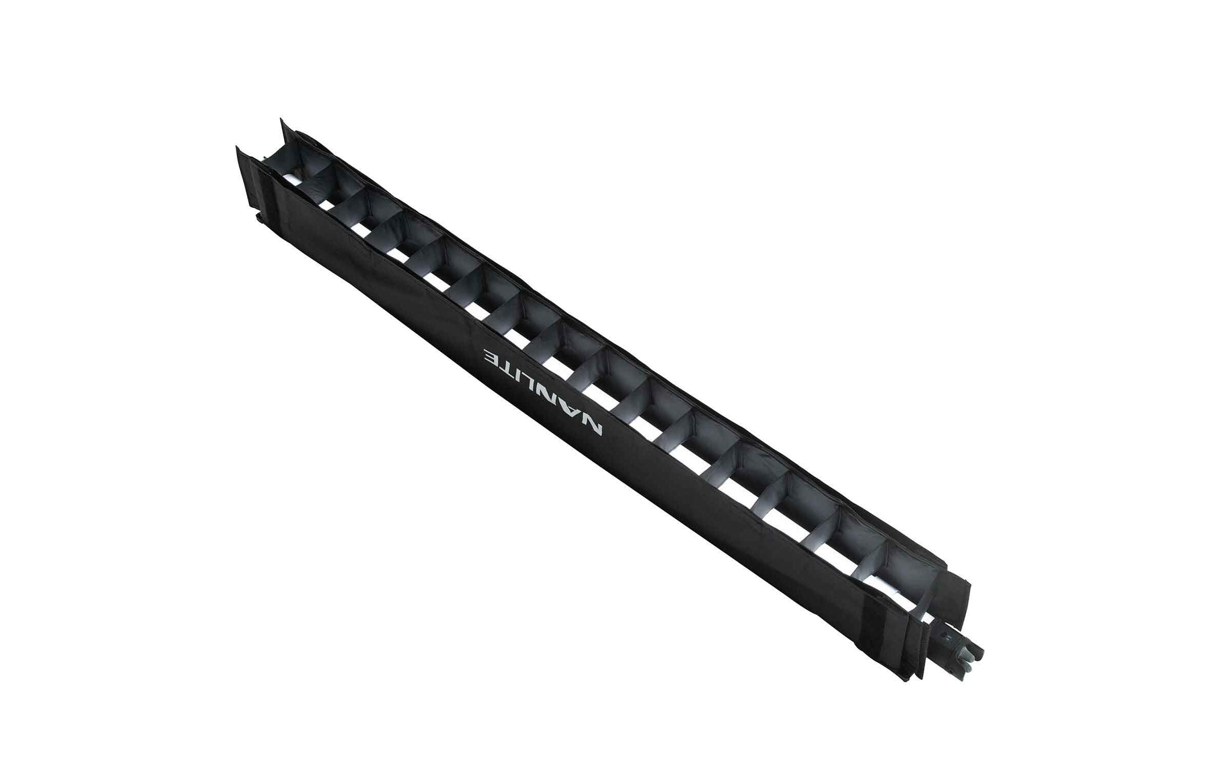 Barndoor mit Richtgitter BD-PTII30C+ECBarndoor mit Richtgitter (PavoTube II 30C)