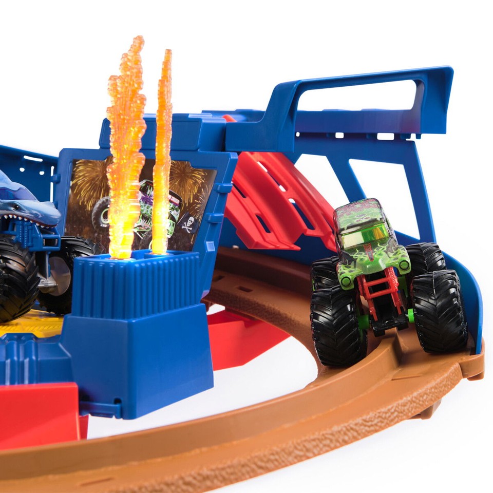 Monster Jam - 1:64 Super Charger Speedway legesæt