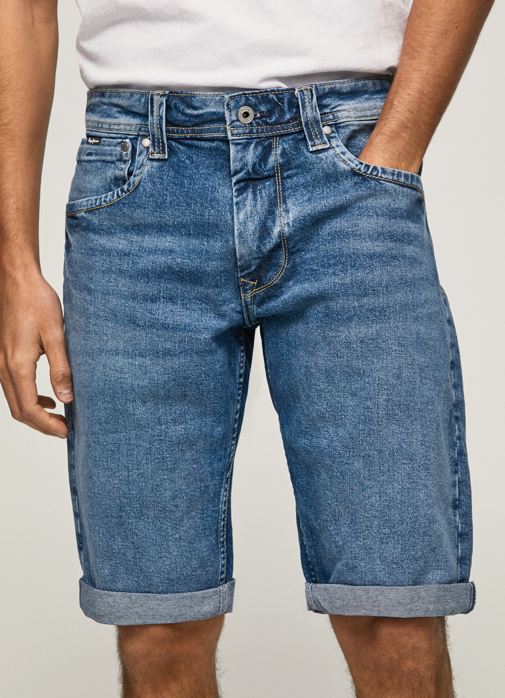 BERMUDA DENIM REGULAR CASH FIT - jeans
