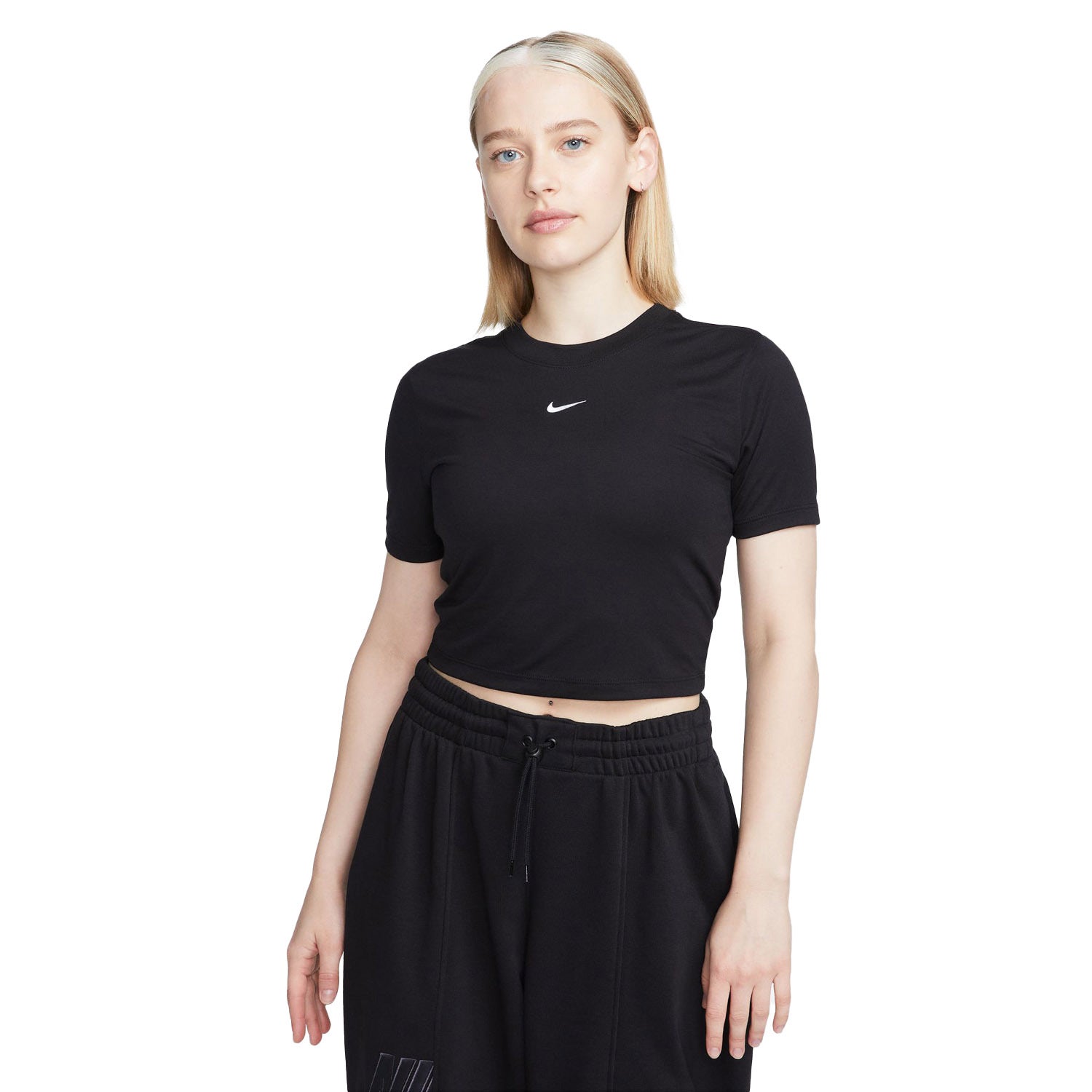 Nike  Sportswear Essential