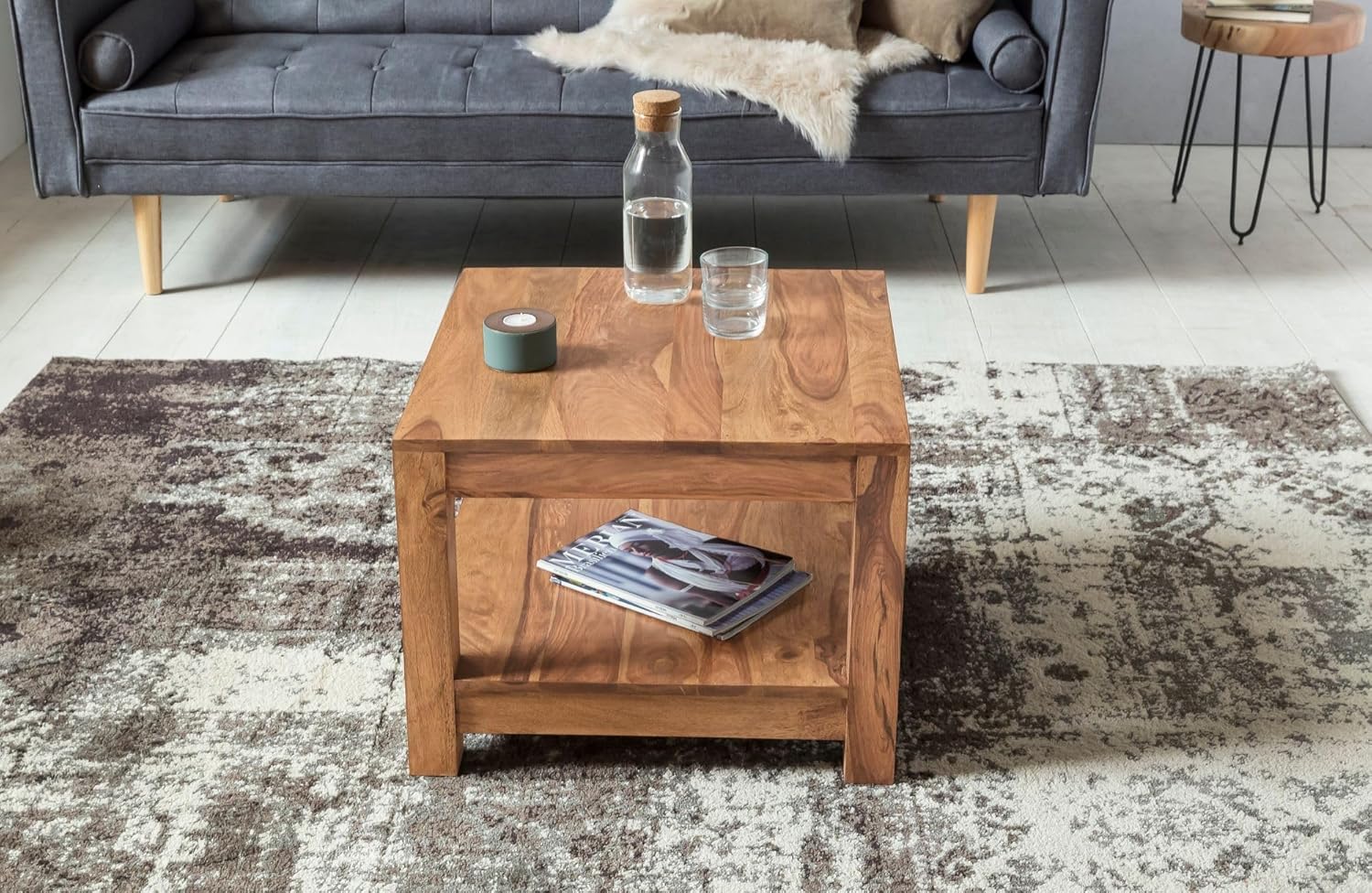 FineBuy Couchtisch Massivholz 60x60 cm · Quadratischer Wohnzimmertisch mit Ablage · Handgefertigter Echtholztisch im natürlichen Design · Stabil & nachhaltig gefertigt Braun