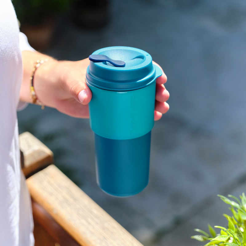 Eco+ Coffee To Go Mit dem Eco+ Coffee To-Go-Becher trägst du gleich zweimal was zur Umwelt bei!