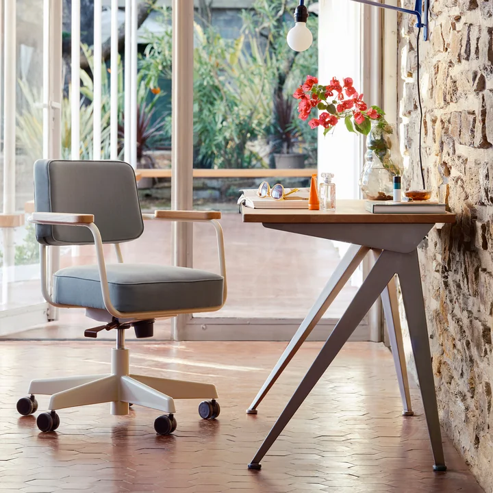 Vitra - Compas Direction Tisch, Eiche natur/ schwarz