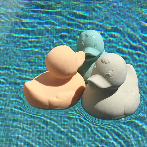 Oli & carol bijt- & badspeelgoed badeend nude