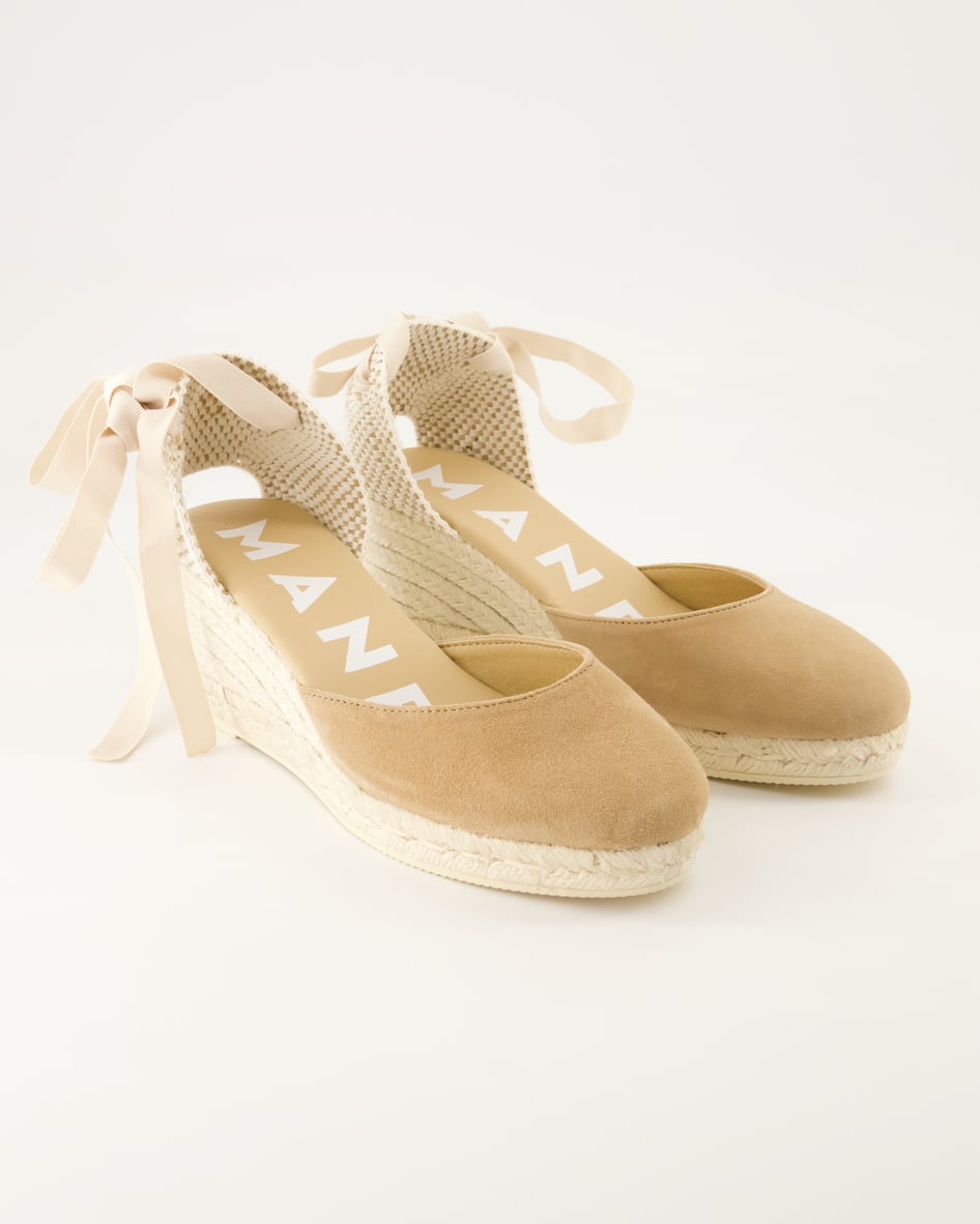 Manebi Hamptons Wedges in Beige