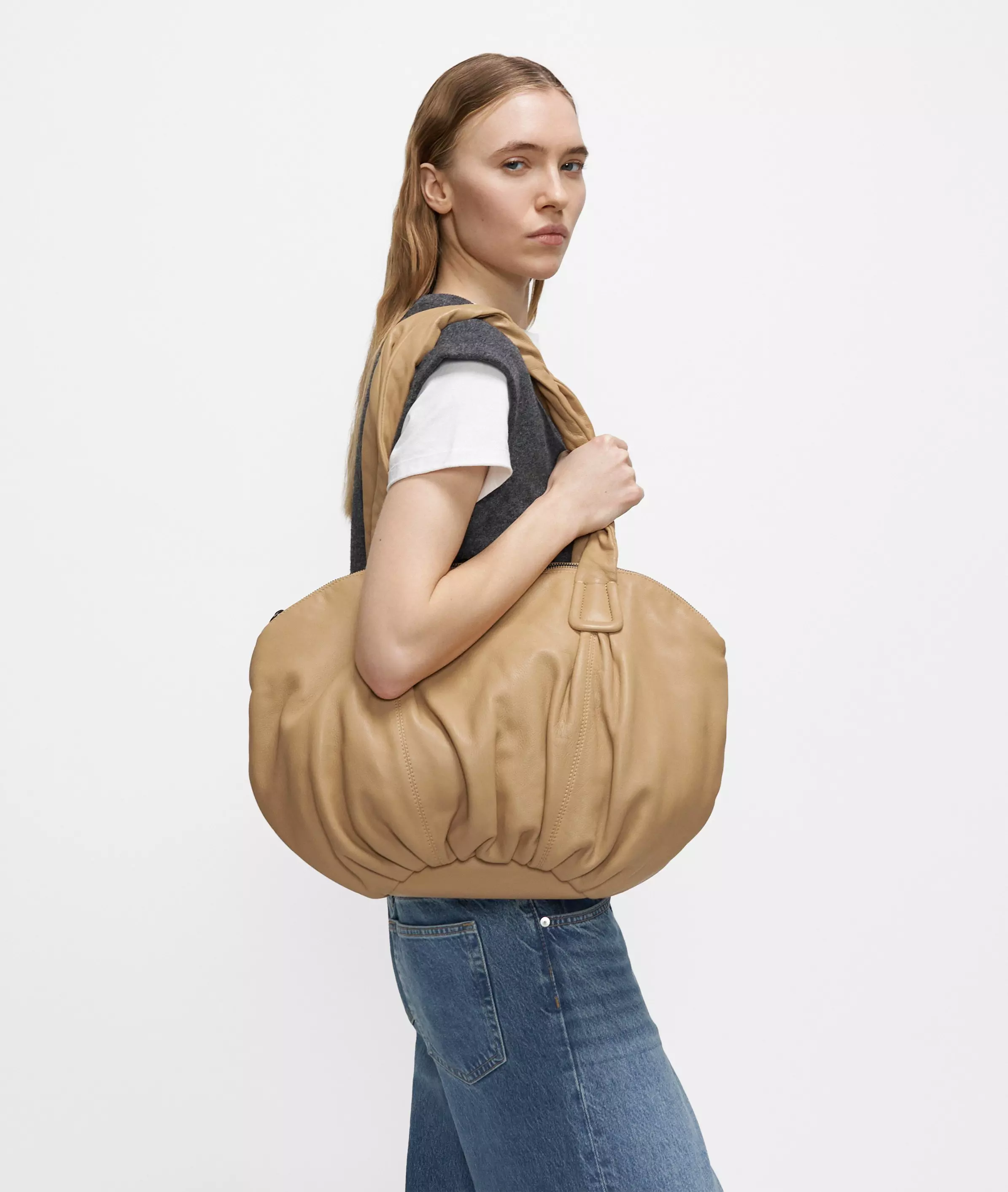 Archive Lucy Shopper M Spacious leather shopper
