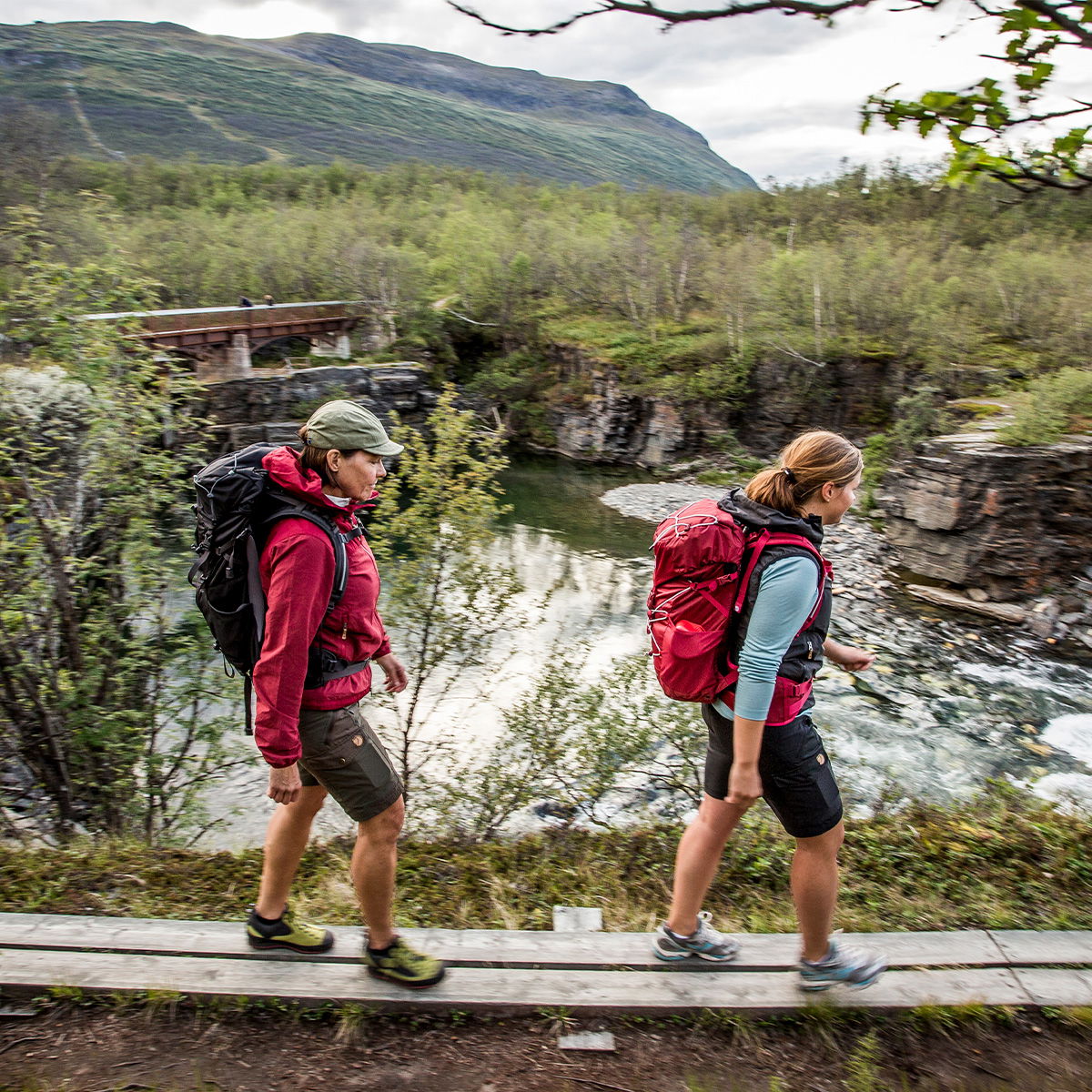 Fjällräven Nikka Curved shorts , dame - Spejder Sport