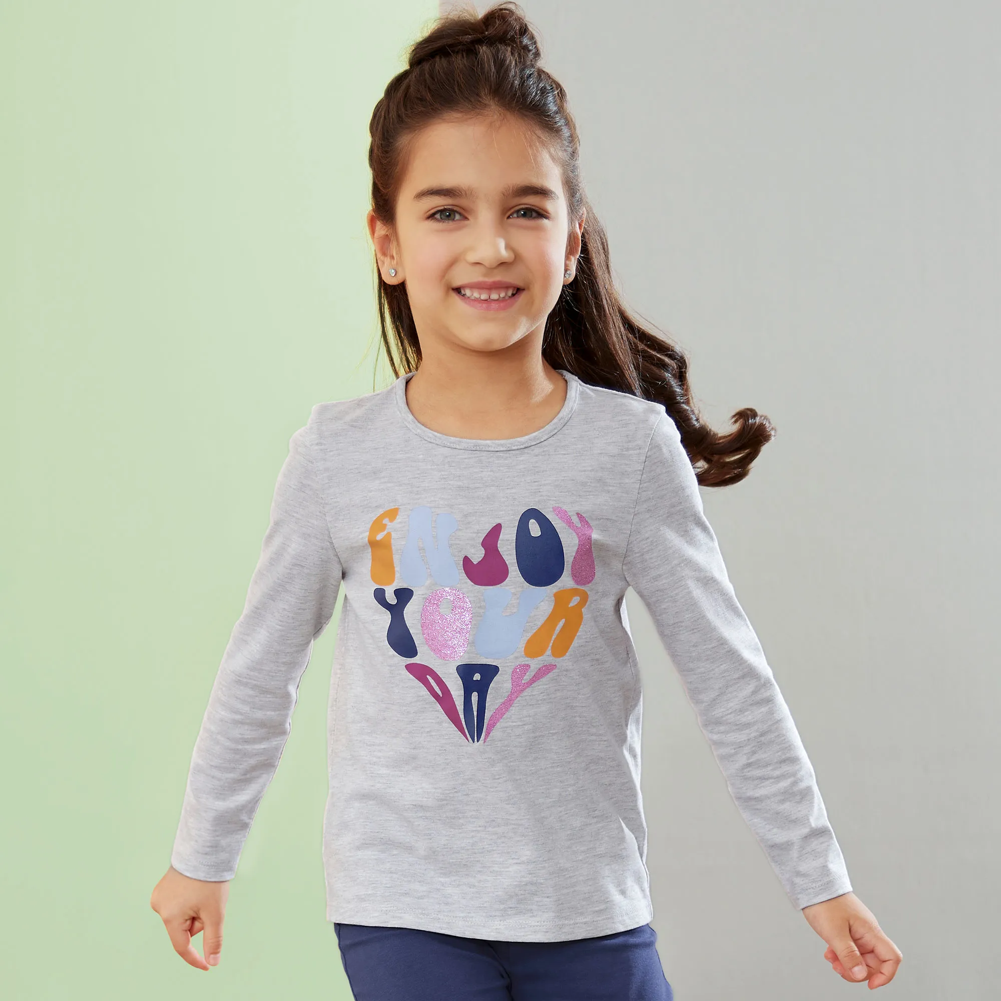 Mädchen-Langarmshirt mit coolem Schriftzug