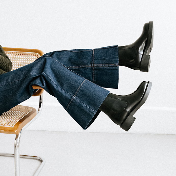Boots cavalières à bouts ronds  cuir glacé noir