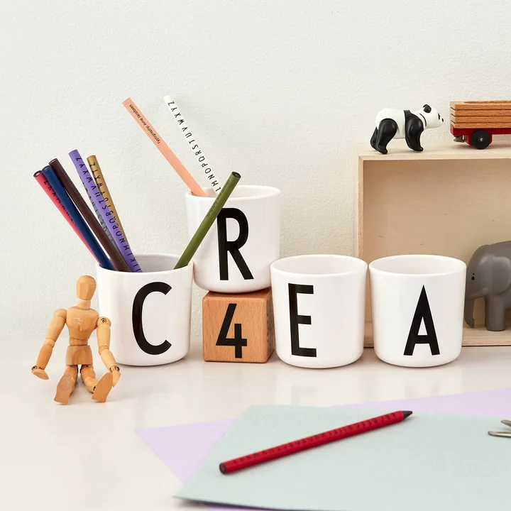 Design Letters - AJ Ecozen Becher O