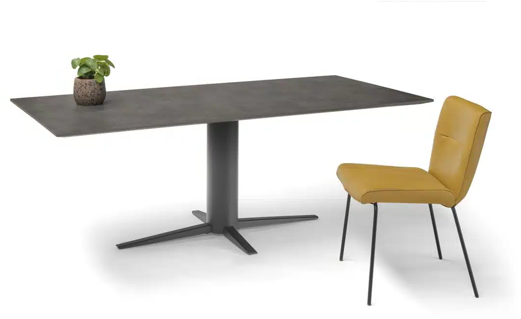 Bree's New World Thor Eettafel