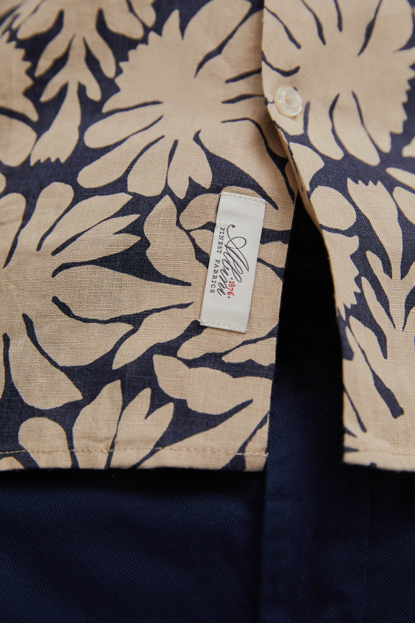 Camisa estampada de manga curta em tecido italiano - Azul